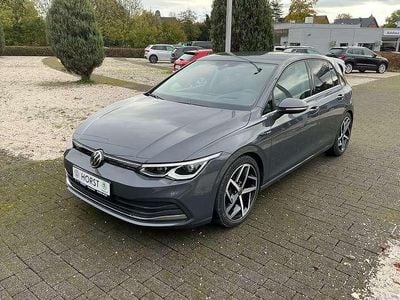 Usata VW Golf VIII Style 131 CV (96 kW) 2020 Grigio Utilitaria