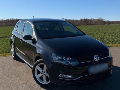 Gebraucht VW Polo Comfortline 90 PS (66 kW) 2015 Schwarz Kleinwagen