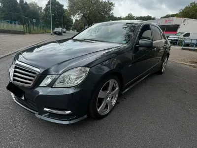 Gebraucht Mercedes E250 AMG line 205 PS (150 kW) 2013 Grau Limousine