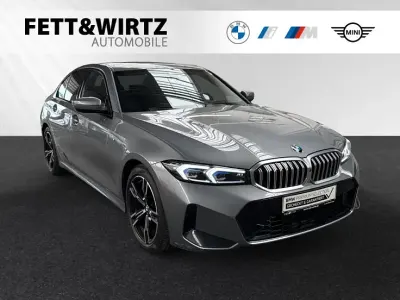 Gebraucht BMW 320 M Sport 190 PS (139 kW) 2025 Skyscraper grau metallic Limousine
