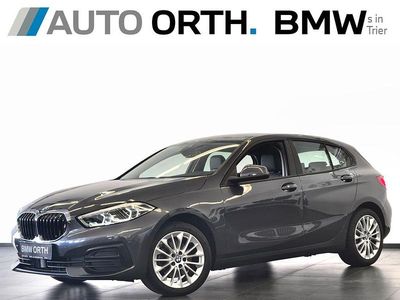 Mineralgrau Gebraucht 2020 BMW 118 Advantage Kleinwagen | 18.800 € (Etwas zu teuer)