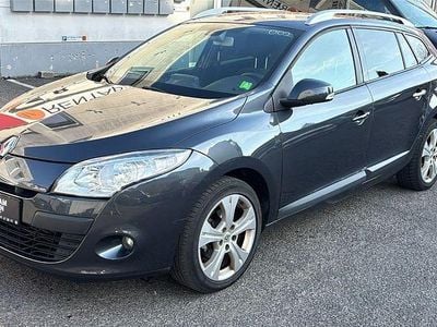 Gebraucht Renault Mégane III Dynamique 131 PS (96 kW) 2011 Grau Limousine