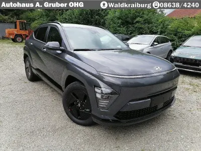 Gebraucht Hyundai Kona Trend 99 kW (135 PS) 2026 Ecotronic grey SUV