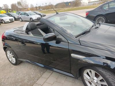 Usata Opel Tigra 125 CV (91 kW) 2007 Nero Cabrio