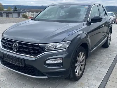 Gebraucht VW T-Roc Style 116 PS (85 kW) 2020 Grau SUV