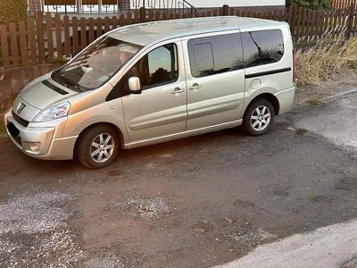 Gebraucht Peugeot TePee 136 PS (100 kW) 2008 Gold Van / Kleinbus