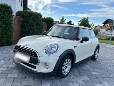 Gebraucht Mini ONE 102 PS (75 kW) 2015 Weiß Kleinwagen