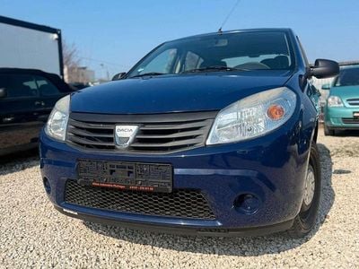 Usata Dacia Sandero 75 CV (55 kW) 2009 Viola Utilitaria
