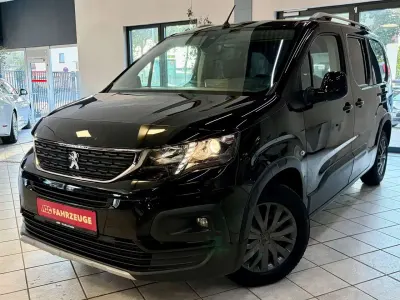 Gebraucht Peugeot Rifter Allure 131 PS (96 kW) 2019 Schwarz Van / Kleinbus