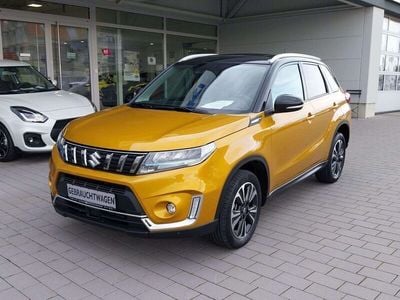 Solar yellow cosmic black Gebraucht 2022 Suzuki Vitara Comfort+ SUV | 22.990 € (Fairer Preis)