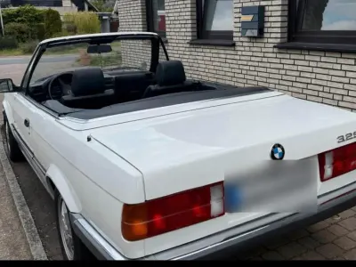 Gebraucht BMW 325 Cabriolet 170 PS (125 kW) 1987 Weiß Cabrio