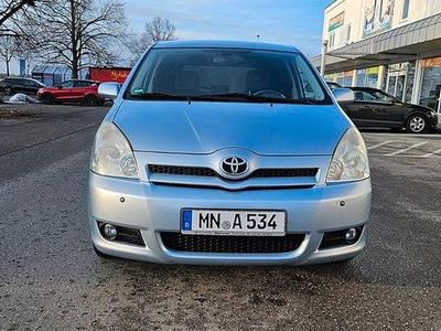 Blau Gebraucht 2005 Toyota Corolla Verso Edition Van / Kleinbus | 3.650 € (Fairer Preis)