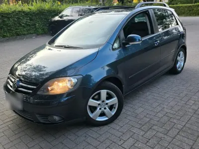Gebraucht VW Golf Plus Cross 105 PS (77 kW) 2008 Blau Limousine