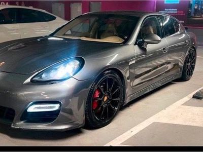 Porsche Panamera GTS