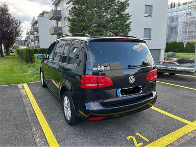Gebraucht VW Touran 140 PS (102 kW) 2012 Schwarz Van / Kleinbus