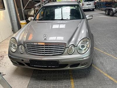 Mercedes E220