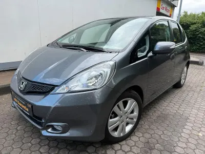 Gebraucht Honda Jazz Comfort Plus 99 PS (72 kW) 2015 Grau Kleinwagen