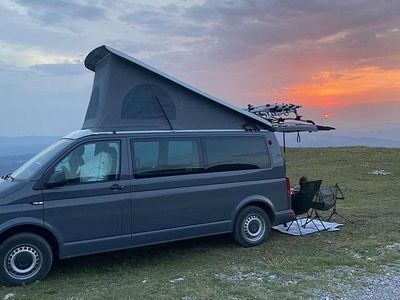 Gebraucht VW T6 102 PS (75 kW) 2018 Grau Van