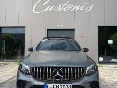 Gebraucht Mercedes GLC250 AMG line 211 PS (155 kW) 2018 Schwarz SUV