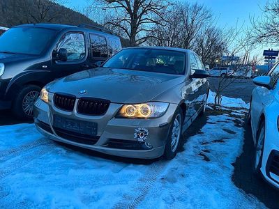 Gebraucht 2006 BMW 325 Limousine | 6.500 €