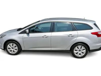 Gebraucht Ford Focus 115 PS (84 kW) 2013 Silber Kombi