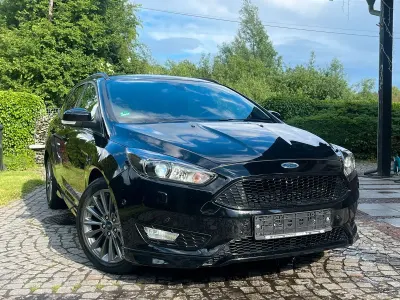 Gebraucht Ford Focus ST-Line 125 PS (91 kW) 2018 Schwarz Kombi