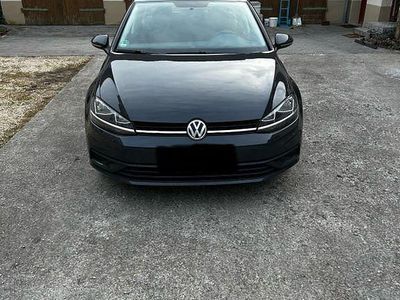Second-hand VW Golf VII Trendline 110 CP (80 kW) 2018 Gri Break