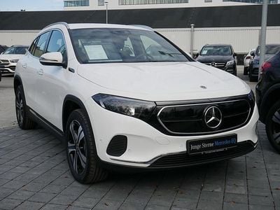 Mercedes EQA250