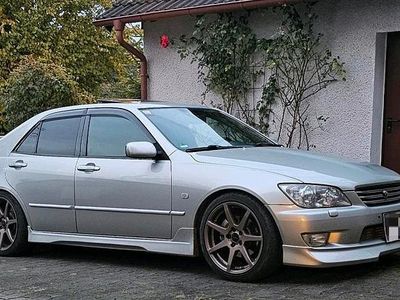 Gebraucht Lexus IS200 205 PS (150 kW) 2003 Silber Limousine