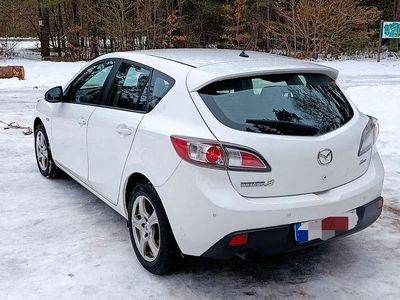 Weiß Gebraucht 2011 Mazda 3 Active Plus Limousine | 3.490 € (Fairer Preis)