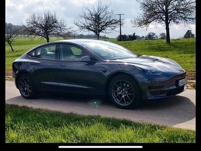 Gebraucht Tesla Model 3 208 kW (283 PS) 2022 Grau Limousine