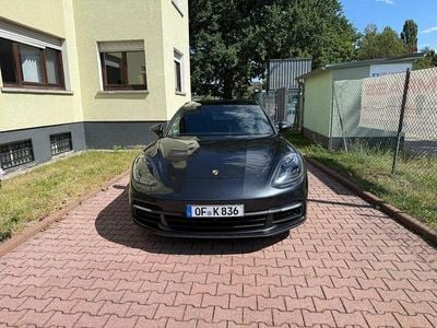 Porsche Panamera 4S