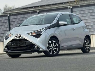 Usata Toyota Aygo Connect Style 72 CV (52 kW) 2019 Argento Utilitaria