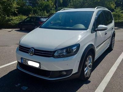 VW Touran Cross