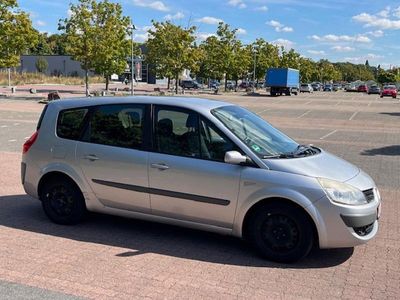 Renault Grand Scénic II
