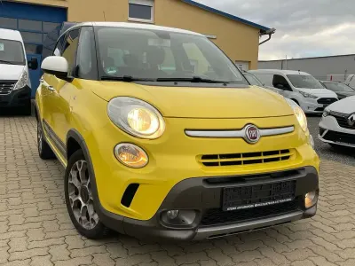Gebraucht Fiat 500L Trekking 105 PS (77 kW) 2014 Weiß Van / Kleinbus