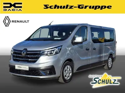 Begagnad Renault Trafic Life 170 HK (125 kW) 2022 Grå Minibuss