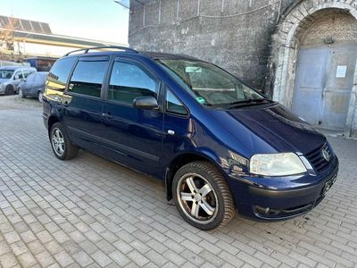 VW Sharan