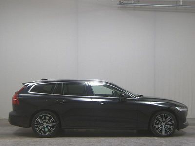 Gebraucht Volvo V60 253 PS (186 kW) 2022 Schwarz Kombi