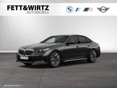 Gebraucht BMW 520 M Sport 197 PS (144 kW) 2025 Sophistograu brillanteffekt metallic Limousine