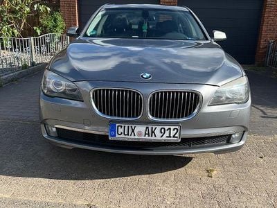 BMW 730