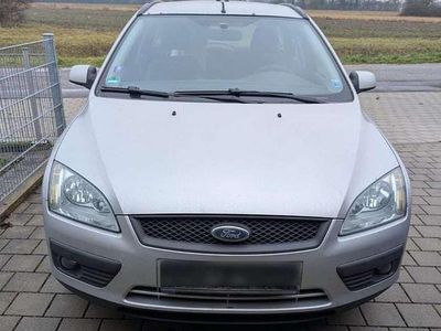 Gebraucht Ford Focus Titanium 101 PS (74 kW) 2006 Silber Kombi