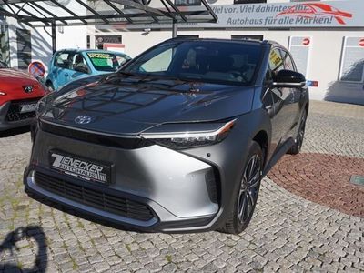 Gebraucht Toyota bZ4X 150 kW (204 PS) 2023 Palladiumsilber metallic SUV