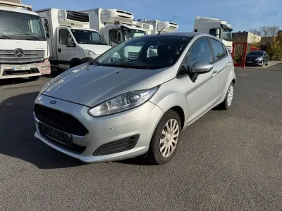 Gebraucht Ford Fiesta Trend 80 PS (58 kW) 2017 Grau Kleinwagen