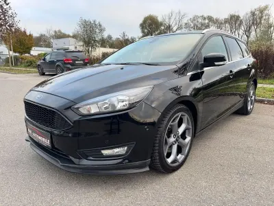 Gebraucht Ford Focus Titanium 150 PS (110 kW) 2016 Schwarz Kombi