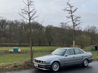 Gebraucht BMW 535 211 PS (155 kW) 1988 Silber Limousine