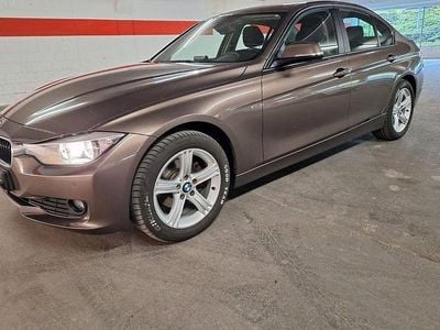 Usata BMW 316 136 CV (100 kW) 2014 Marrone Berlina