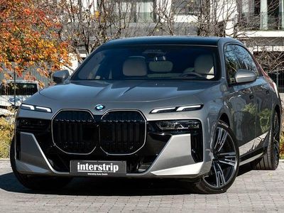 Gebraucht BMW 740 M Sport 299 PS (219 kW) 2025 Grau Limousine