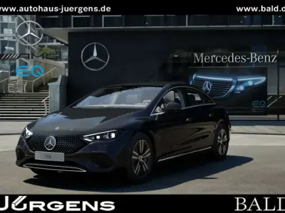 Używany Mercedes EQE300 180 kW (245 KM) 2025 Czarny Sedan/Limuzyna