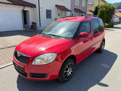 Gebraucht Skoda Roomster 86 PS (63 kW) 2009 Rot Van / Kleinbus